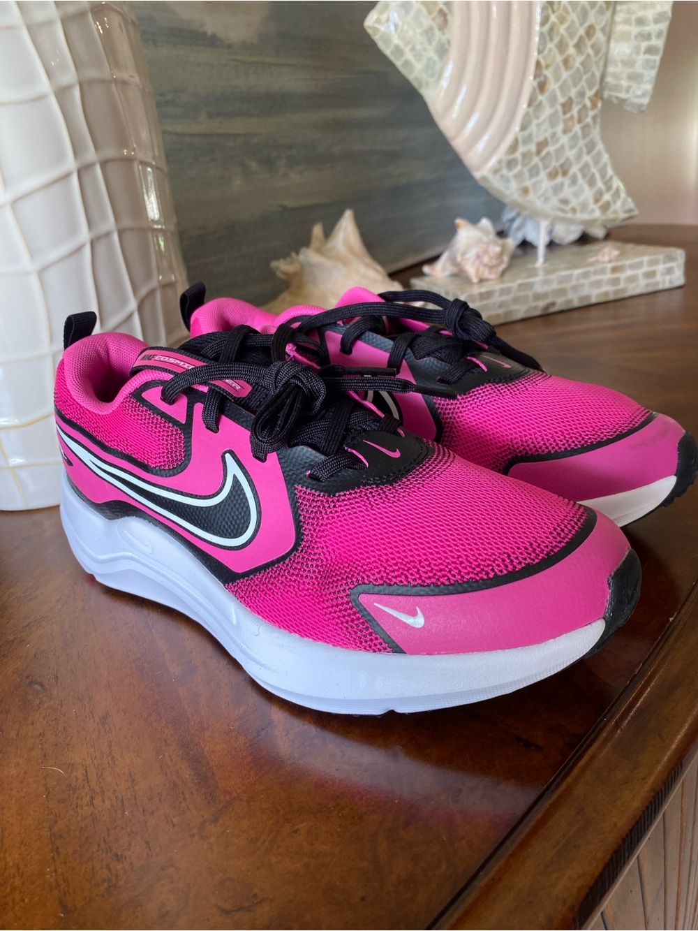 Nike 5.5 Big Girl / 7 Women’s/ 38 EU Cosmic Runner Pink and Black Sneakers